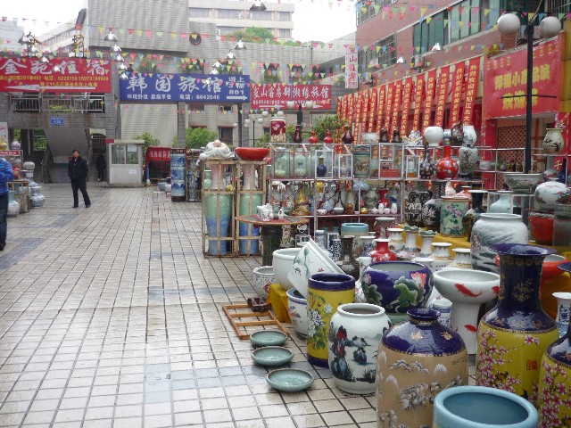 Pot sellers display