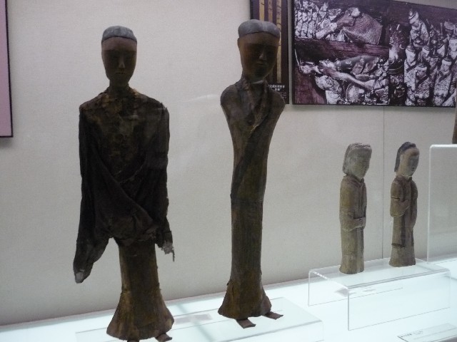 Hunan Museum Relics found in tombs