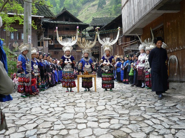 The first welcome committee