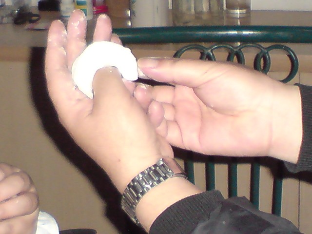 Shape it round your finger
