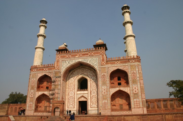 Akbar's Tomb entance