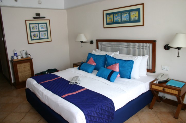 Taj Fisherman's Cove bedroom