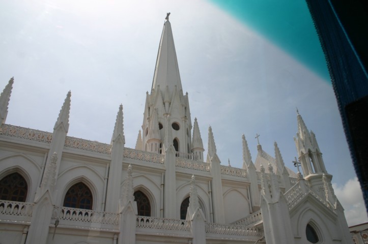 St Thomas Church and tomb