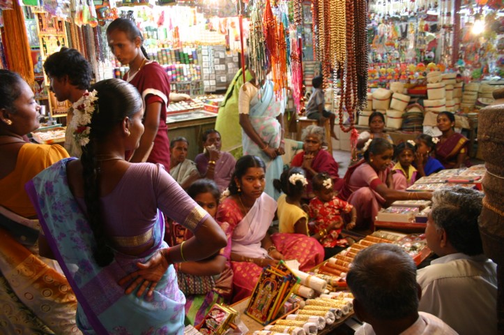 A wedding party choosing their bangles