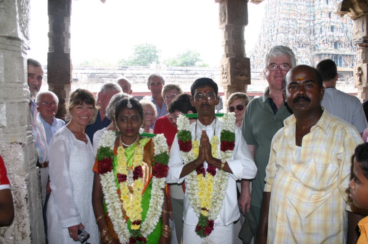 One of many wedding parties at the temple