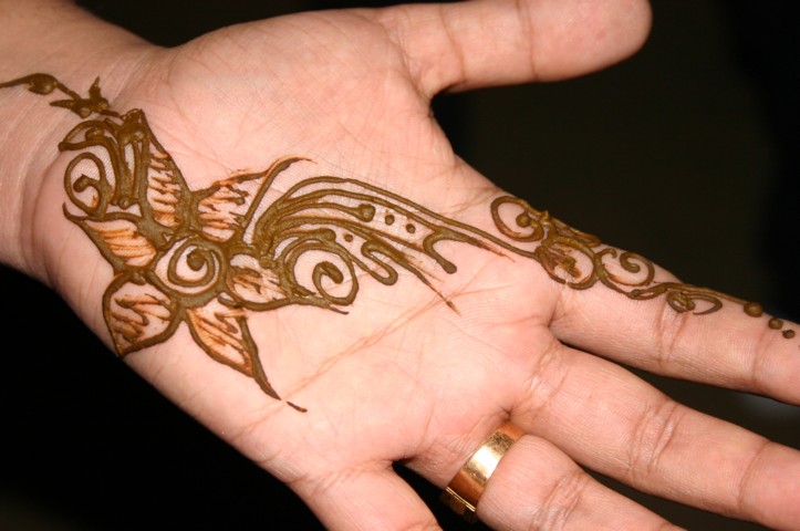 A hand of Henna