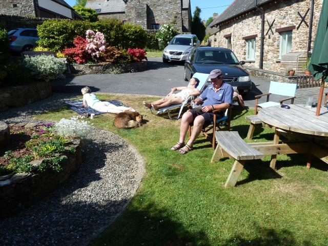 ../photos/Devon/Jane/P1080760.jpg?t=1775438950