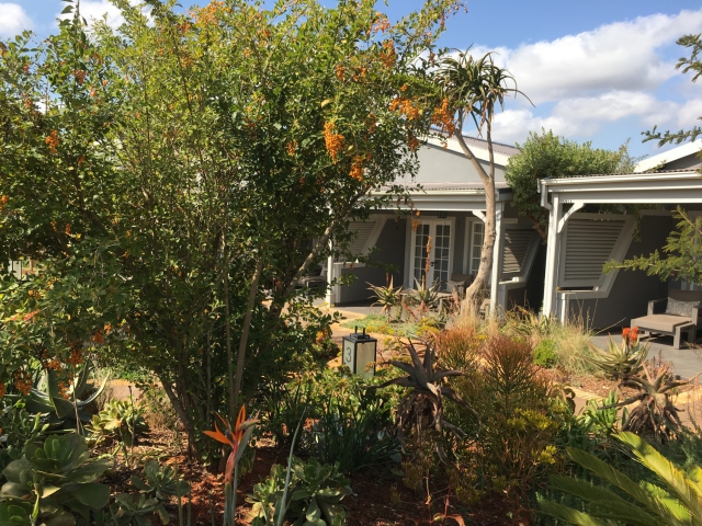 ../photos/SAMOZ19/Jane/IMG_3404.jpg?t=1775440094