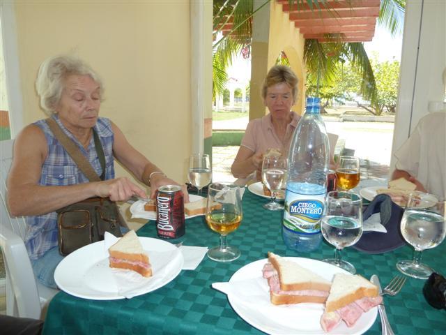 ../photos/cuba/Jane/P1090483.jpg?t=1775438967