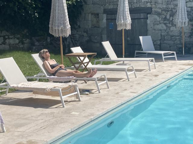 ../photos/fr2506/Hugh/IMG_3651.jpg?t=1775340655