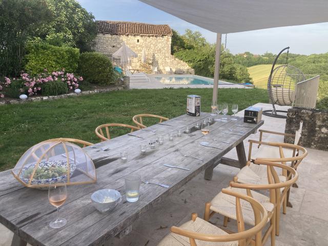 ../photos/fr2506/Hugh/IMG_3656.jpg?t=1775340655