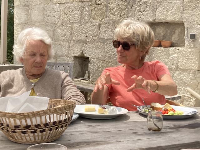 ../photos/fr2506/Hugh/IMG_3700.jpg?t=1775217743