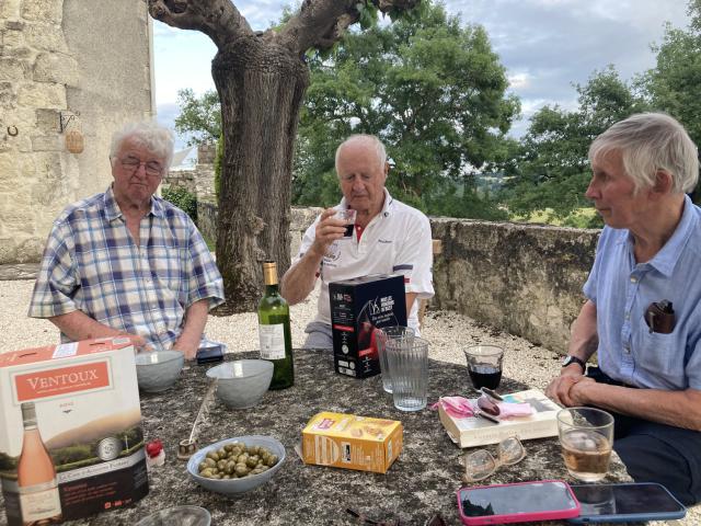 ../photos/fr2506/Hugh/IMG_3740.jpg?t=1775362849