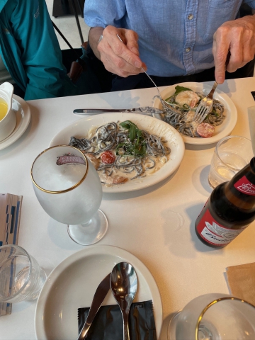 ../photos/korea/Graham/IMG_9066.jpg?t=1775265277