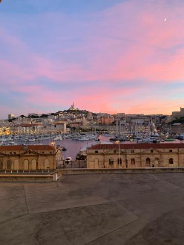 ../photos/marseille/Sarah/WhatsApp_Image_2024-12-07_at_13.39.23.jpg?t=1775439485