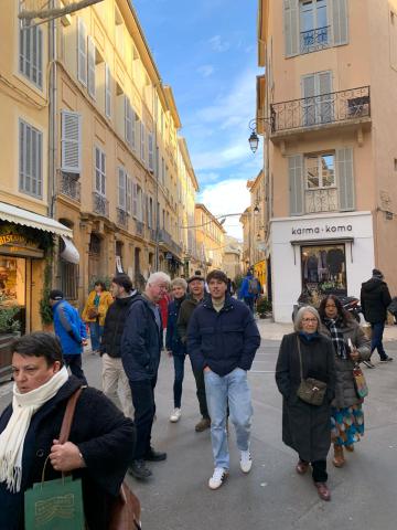 ../photos/marseille/Sarah/WhatsApp_Image_2024-12-07_at_13.51.45__1_.jpg?t=1775439485