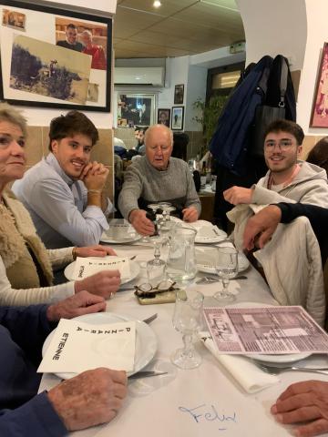 ../photos/marseille/Sarah/WhatsApp_Image_2024-12-08_at_21.49.45__1_.jpg?t=1775221819